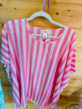 Load image into Gallery viewer, Pom Pom Beach Cover Up