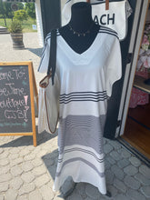 Load image into Gallery viewer, BEACH KIMONO DRESS