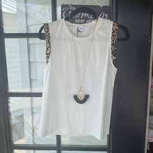 Load image into Gallery viewer, KNIT SLEEVELESS LEOPARD TOP