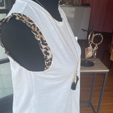 Load image into Gallery viewer, KNIT SLEEVELESS LEOPARD TOP