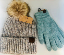Load image into Gallery viewer, CC POM BEANIE