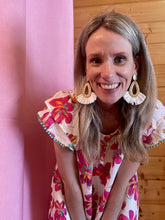 Load image into Gallery viewer, FLORAL FLUTTER SLEEVE DRESS