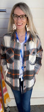 Load image into Gallery viewer, PLAID SHACKET WITH POCKETS