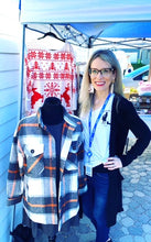 Load image into Gallery viewer, PLAID SHACKET WITH POCKETS