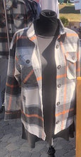 Load image into Gallery viewer, PLAID SHACKET WITH POCKETS
