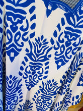 Load image into Gallery viewer, Kilim Print Kimono
