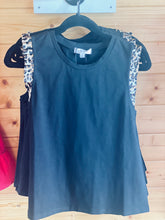 Load image into Gallery viewer, KNIT SLEEVELESS LEOPARD TOP

